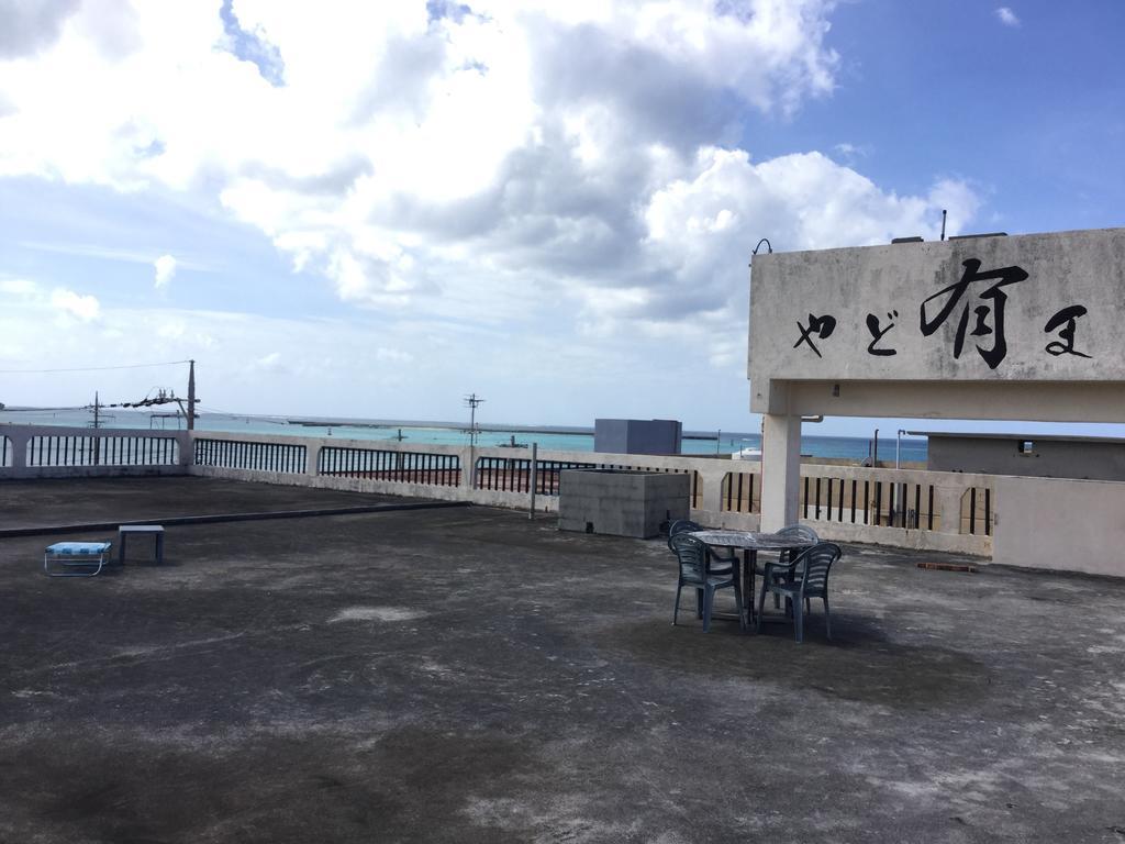 Hostel Yado Ari Itoman Exterior photo