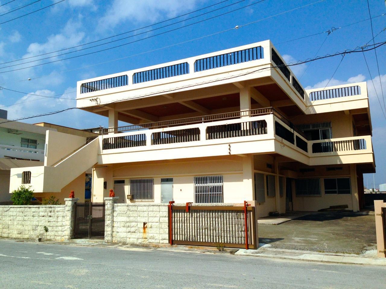 Hostel Yado Ari Itoman Exterior photo